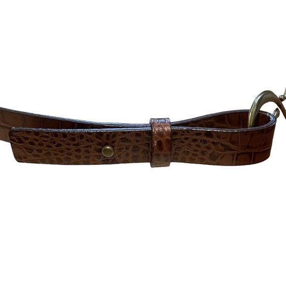 Coldwater Creek Brown Embossed Leather Gold Tone Hook Buckle Adjustable Belt S/M - Picture 4 of 12
